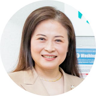 青山今子氏