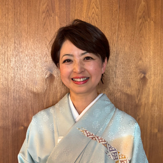 プロフィール写真_荒賀 真弓